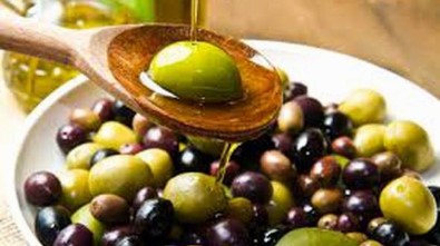 Türkiye 650 Bin Ton Zeytinyağı Ve 1,200 Milyon Ton Sofralık Zeytin Hedefliyor