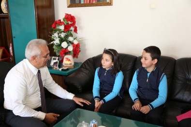 Fatih İlkokulu Öğrencilerinden Başkan Başsoy'a Ziyaret