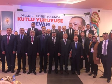 Giresun AK Parti Teşkilatı'nda 8 İlçe Başkanı Değişti