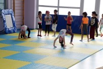 YAĞLıBOYA - Gölbaşı'da Sanat Kurslarına Yoğun İlgi