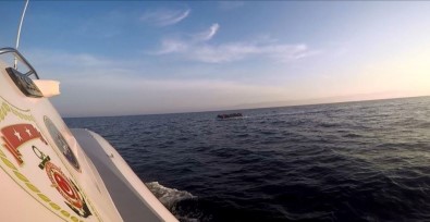 Hafta Sonu Ayvalık'ta 99 Mülteci Yakalandı