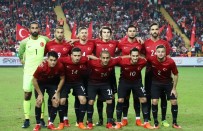 Hazırlık Maçı Açıklaması Türkiye Açıklaması 0 - Arnavutluk Açıklaması 2 (İlk Yarı)