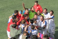 EMRAH YıLMAZ - İzmir Süper Amatör Lig Açıklaması Yamanlar Esenspor Açıklaması 3 - Foça Belediyespor Açıklaması 0