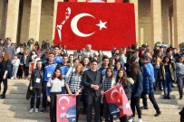 SERKAN ACAR - İzmirli Gençler Ata'nın Huzuruna Çıktı