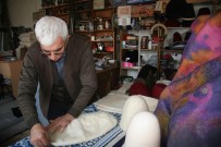 TEKSTİL BOYASI - Keçecilik Zamana Direniyor