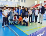 10 KASıM - Masa Tenisinde Atatürk Kupası İçin Yarıştılar