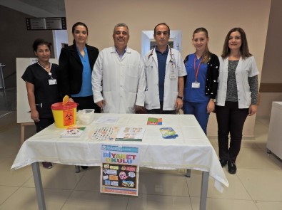 Çeşme Devlet Hastanesi'nde Diyabeti Anlattılar