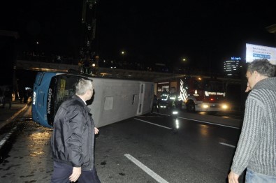 İstanbul'da Halk Otobüsü Devrildi Açıklaması 6 Yaralı