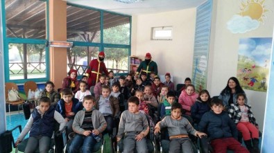 İzmit'te Çocuklara Hakları Anlatılıyor