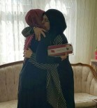 Vali Eşinden Şehit Ailesine Taziye Ziyareti