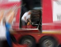 KUZEY IRAK - Irak Kızılayı'na ait bir yardım tırı devrildi