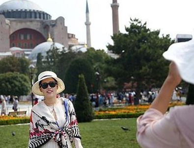 İstanbul 10 ayda 9 milyon yabancı turist ağırladı