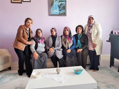 Vali Kaban'ın Eşi Neriman Kaban Şehit Ailelerini Ziyaret Etti