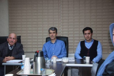 AK Parti Merkez İlçe Başkanlığı Yönetim Kurulu Toplandı