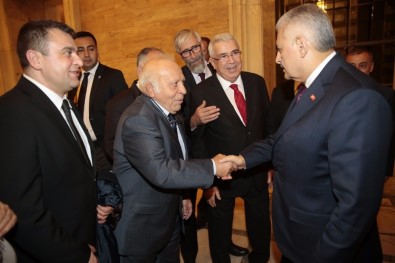 Gözlükçülerin 77 Yıllık Hasreti Bitti