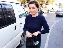 NİL KARAİBRAHİMGİL - Nil Karaibrahimgil makyajsız yakalandı