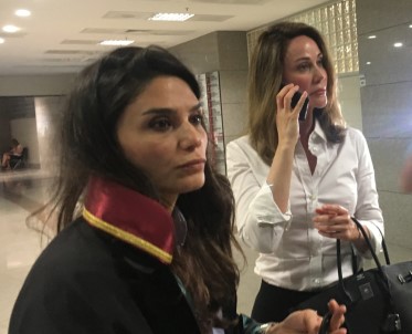 Ünlü çiftin boşanma davasına yayın yasağı