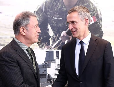 Akar, NATO Genel Sekreteri Stoltenberg ile görüştü