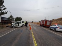 İBRAHIM ÖZ - Amasya'da Trafik Kazası Açıklaması 1 Ölü, 5 Yaralı