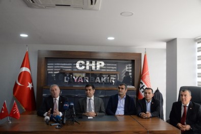 CHP'li Doktor Vekiller Sağlık Çalıştayı İçin Diyarbakır'da