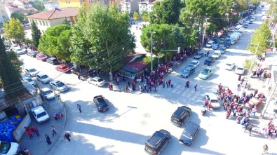 Derdini Resmi Yazıyla Anlatamayan Muhtar Drone'la Görüntüledi