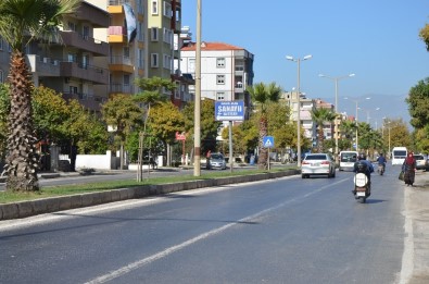 Milas'ta Vatandaşlar Üst Geçit İstiyor