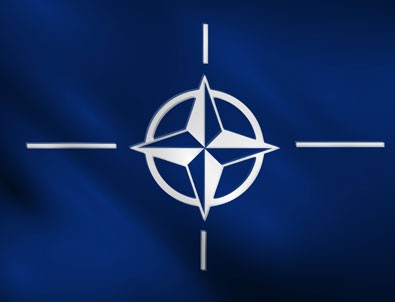 NATO: O komutan ordudan atıldı