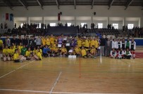 ENDÜSTRI MESLEK LISESI - Okullar Arası Hentbol Müsabakaları Sona Erdi