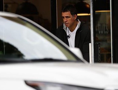 FETÖ firarisi Hakan Şükür'ün ABD'deki lüks yaşamı görüntülendi