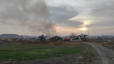 Ankara'da Kasa Fabrikasında Yangın