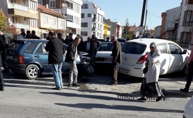 Eskişehir'de Trafik Kazası Açıklaması 1 Yaralı