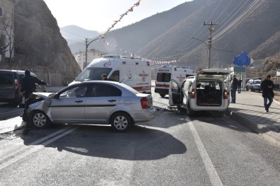 Gümüşhane'de Trafik Kazası Açıklaması 7 Yaralı