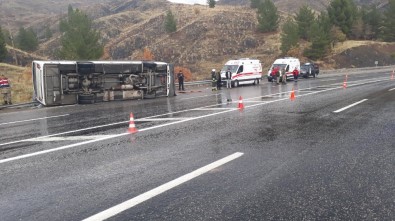 Elazığ'da Feci Kaza Açıklaması 1 Ölü, 30 Yaralı