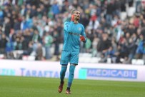 Harun Tekin Göz Dolduruyor