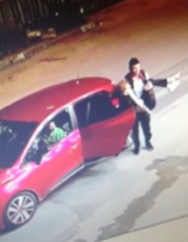 Öldürdükleri kadını bayıldı sanıp...