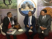 Akçadağ Belediyesi'nin Standına İlgi Büyük