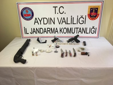 Aydın'da Jandarma Uyuşturucu Tacirlerine Göz Açtırmıyor