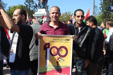 'Balfour Deklarasyonu İçin İngiltere Özür Dilesin'