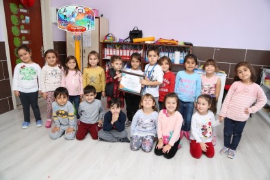 Çevreci Çocuklar Okullarına Ödül Kazandırdı