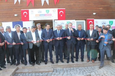 Elazığ'da 'Genç Yaşam Merkezi' Açıldı