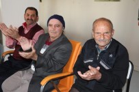 Huzurevi Sakinlerine Doğum Günü Sürprizi