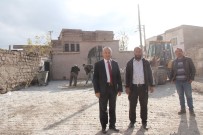 DOĞALGAZ TESİSİ - İncesu Belediye Başkanı Zekeriya Karayol Parke Çalışmalarını Yerinde İnceledi
