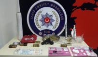 TİCARİ TAKSİ - İzmir'de Torbacılara Darbe Açıklaması 25 Gözaltı