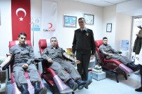 Mehmetçik Kan Verdi