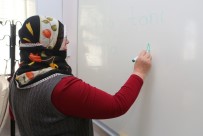 Nilüfer Belediyesi'nden kadınlara okuma ve yazma kursu