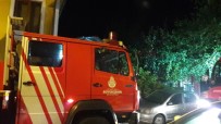 Üsküdar'da Ahşap Evde Yangın