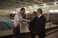 SÜMEYYE BOYACI - Yüzmenin Engel Tanımayan Kahramanlarına Moral