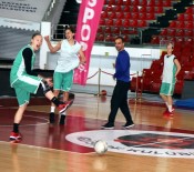 BILYONER - Ayhan Avcı Açıklaması'İki Maçtan Birini Kazanıp Üst Turu Garantilemek İstiyoruz'