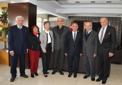 Başkent Niğde Vakfı'ndan Başkan Özkan'a Ziyaret