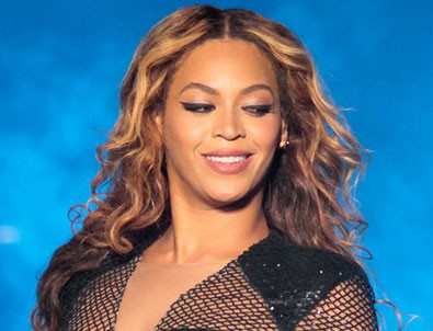 Beyonce bir yılda 105 milyon dolar kazandı